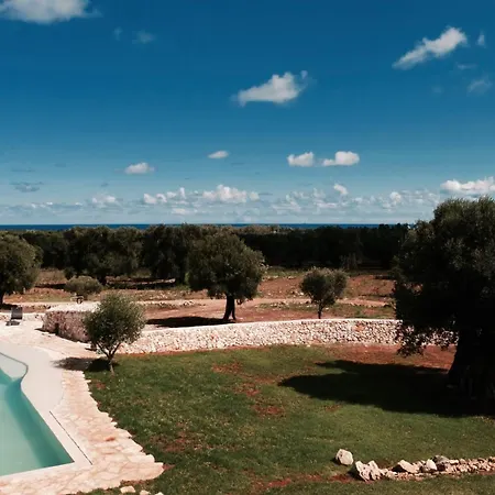 Trullo Contemporaneo * Serranova
